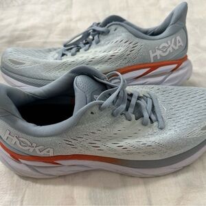Hoka Clifton 8
